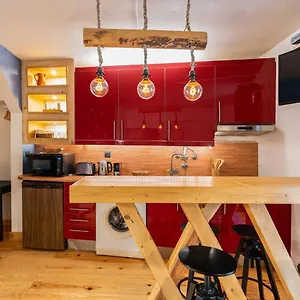 1-bedroom-apartment-n03-tv-da-madalena.hotels-lisbon-portugal.com/